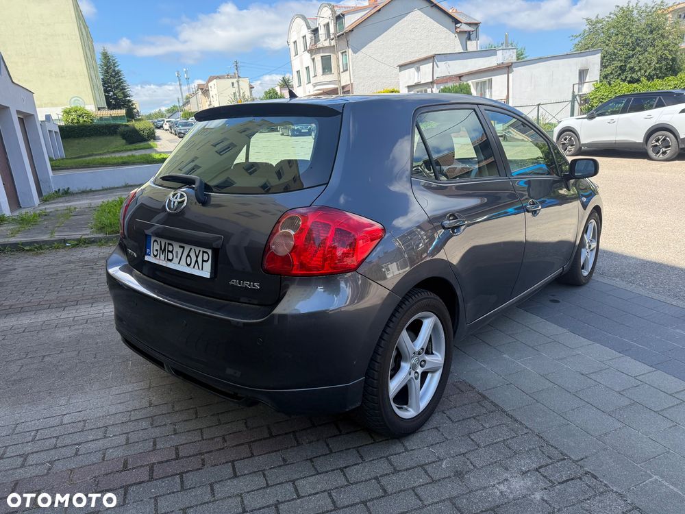 Toyota Auris 1.4 D-4D Premium - 10