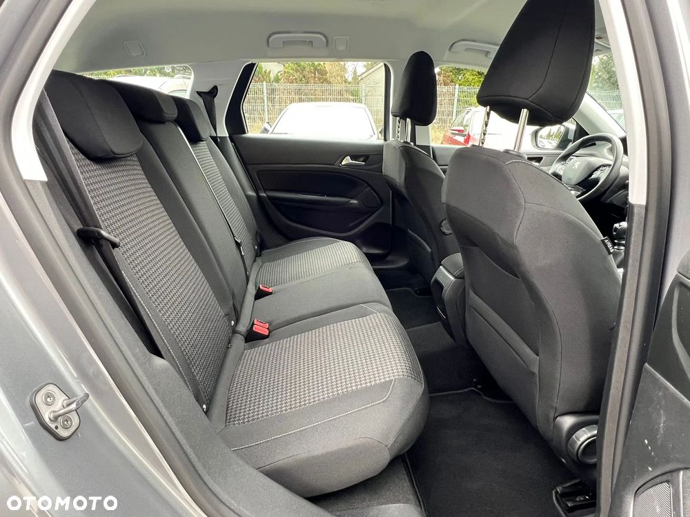 Peugeot 308 PureTech 110 Active Pack - 19