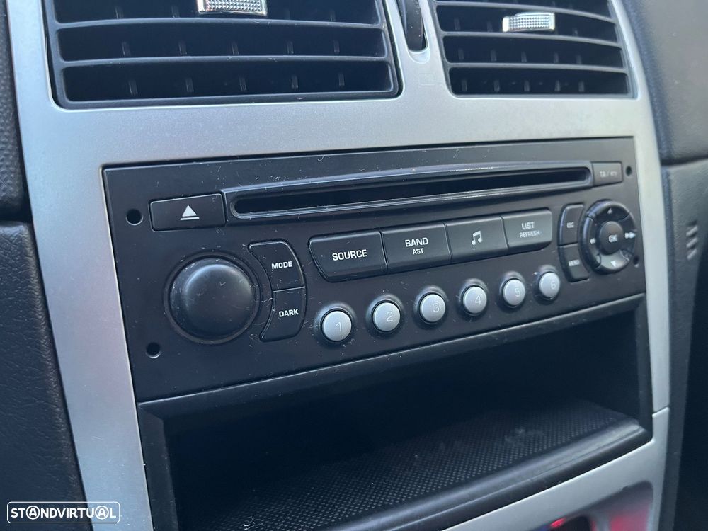 Peugeot 307 SW 1.6 HDi FAP Sport - 16