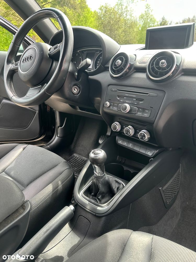 Audi A1 3-drzwiowe 1.6 TDI S line edition - 8