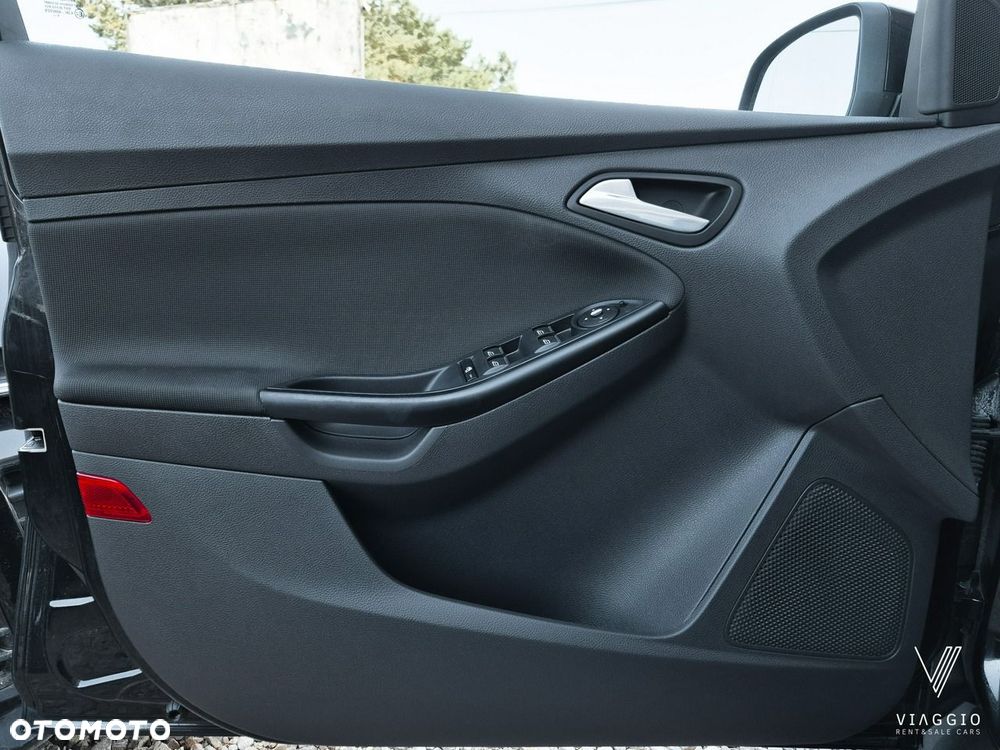 Ford Focus 1.6 EcoBoost Start-Stopp-System Champions Edition - 28