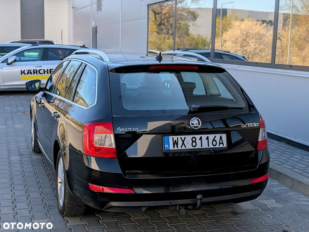 Skoda Octavia 1.6 TDI DPF Active - 10