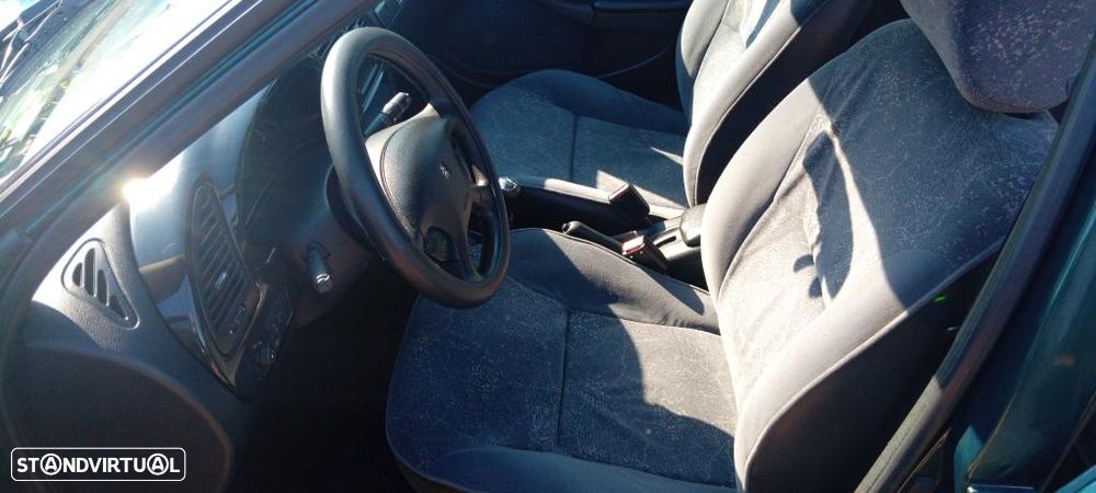 Citroën Xsara 1.6i Exclusive - 15