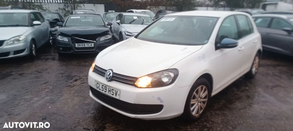 Dezmembrari / Dezmembrez VW Golf 6 (5K1) 1.6 TDI CAYB cutie viteze manuala cod culoare LB9A - 1