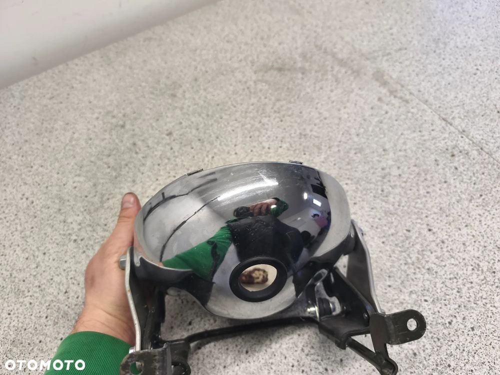 Obudowa, osłona lampy, stalaż, mocowanie reflektora Suzuki VX 800 VX800 - 9