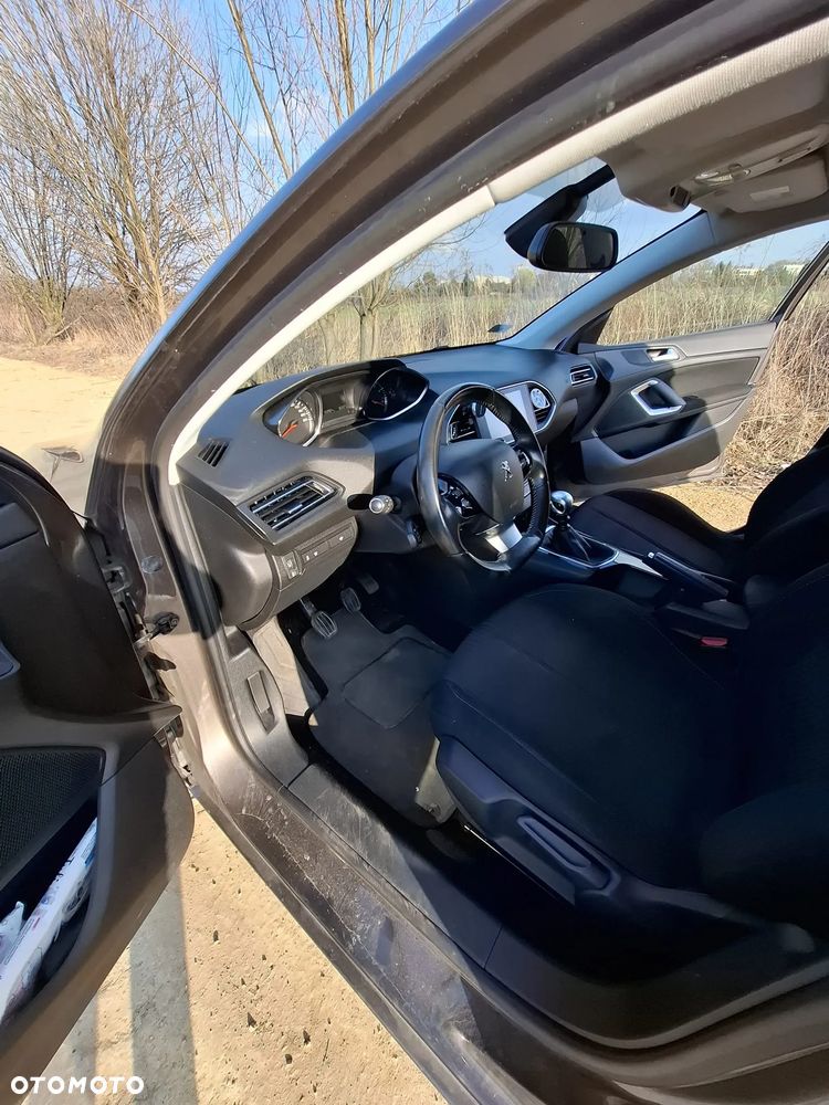 Peugeot 308 1.2 PureTech Active S&S - 8