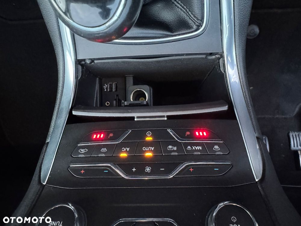 Ford S-Max 2.0 TDCi Titanium - 31