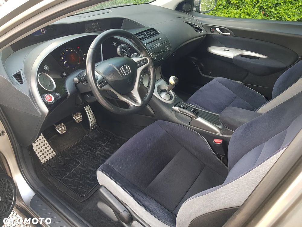 Honda Civic - 16