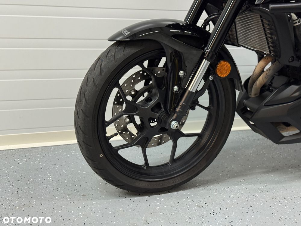 Yamaha MT - 16