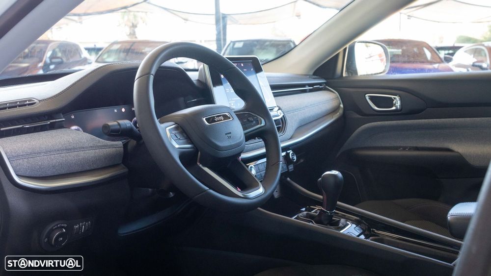 Jeep Compass 1.5 TG e-Hybrid Limited DCT - 4