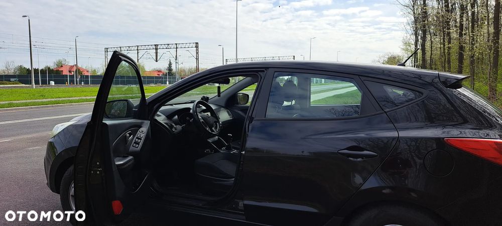 Hyundai ix35 blue 1.6 2WD Finale - 7