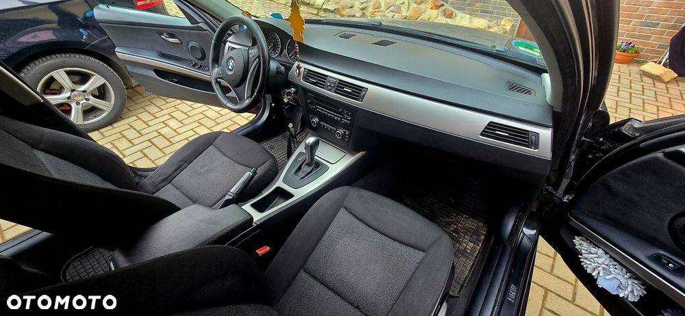 BMW Seria 3 320d DPF - 9