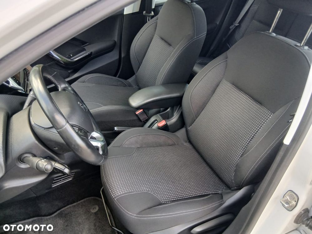 Peugeot 208 Blue-HDi 100 Stop&Start Style - 21