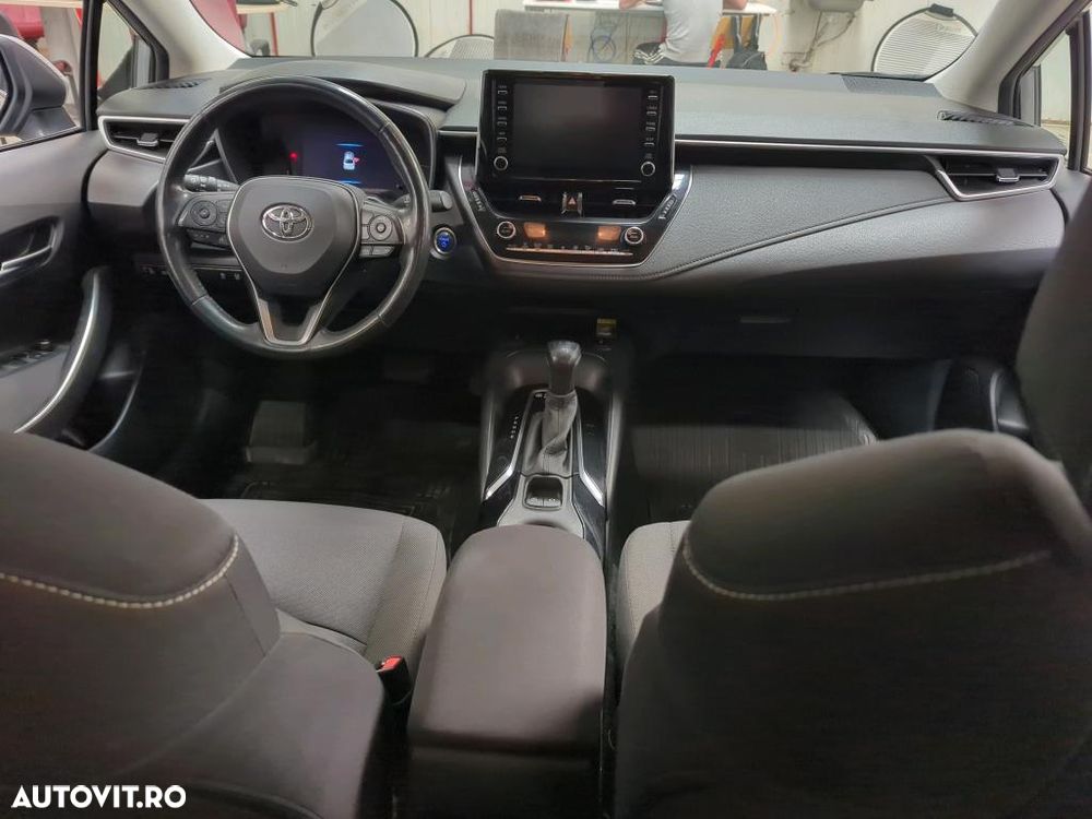 Toyota Corolla 1.8 HSD Dynamic - 3