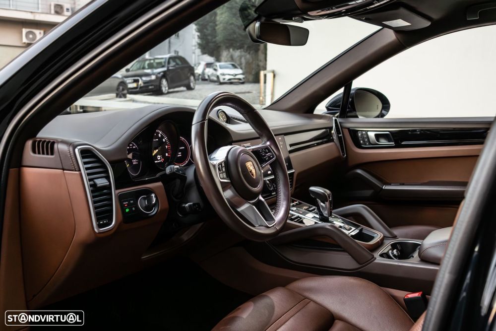 Porsche Cayenne Coupé - 13