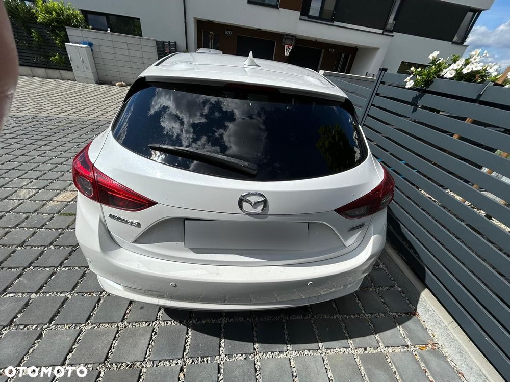 Mazda 3 - 4
