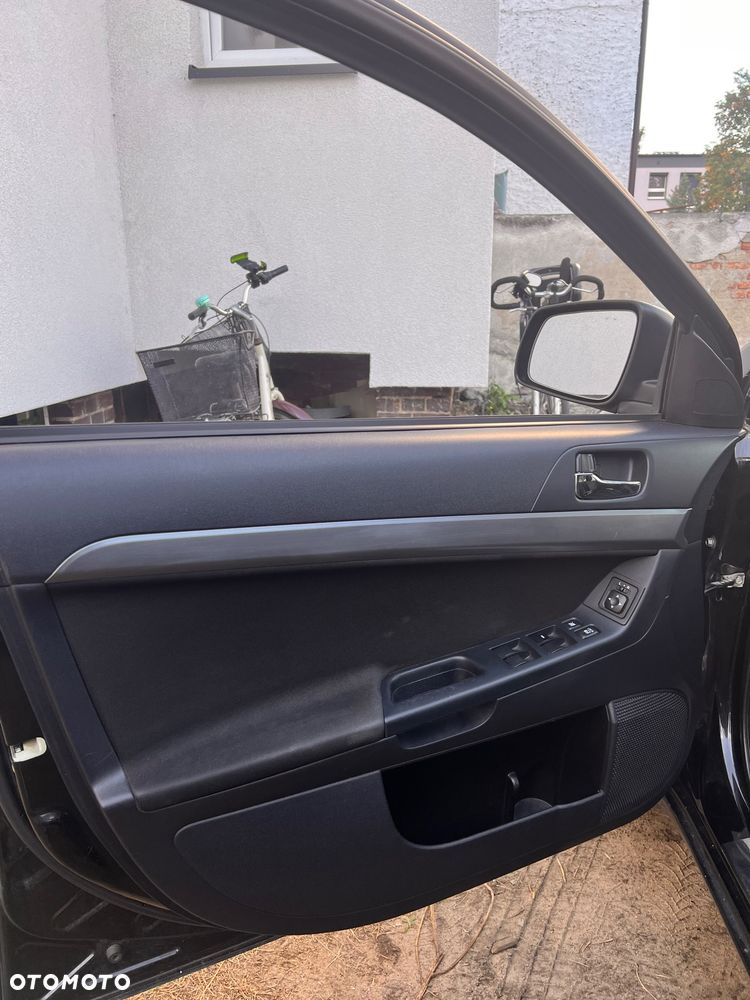 Mitsubishi Lancer 1.8 Invite LPG - 9