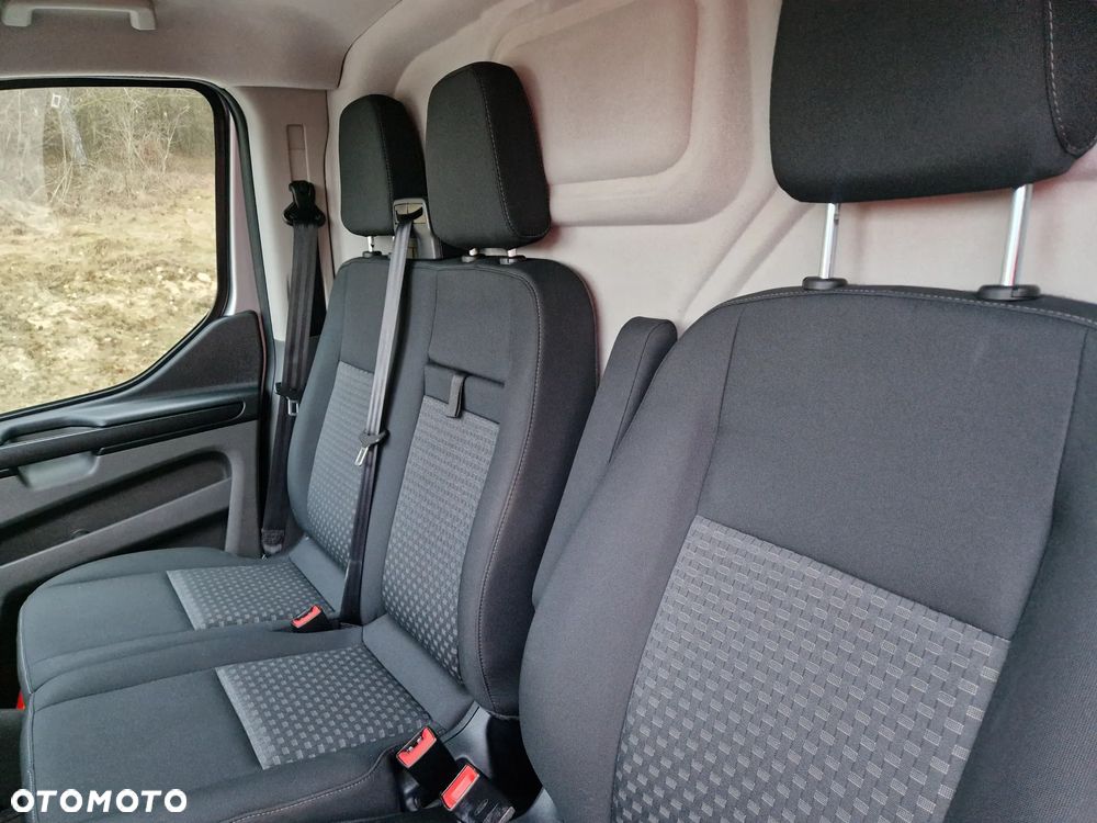Ford Transit Custom - 14