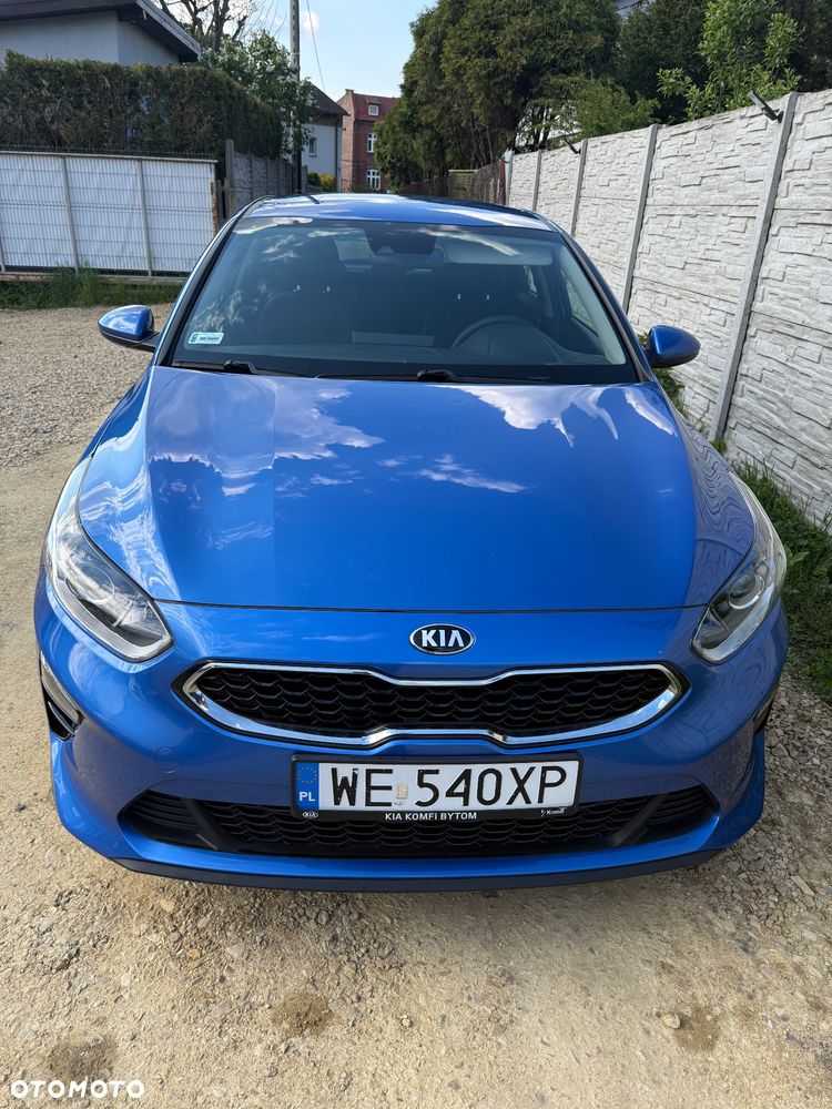 Kia Ceed 1.6 CRDi mHEV M DCT - 11