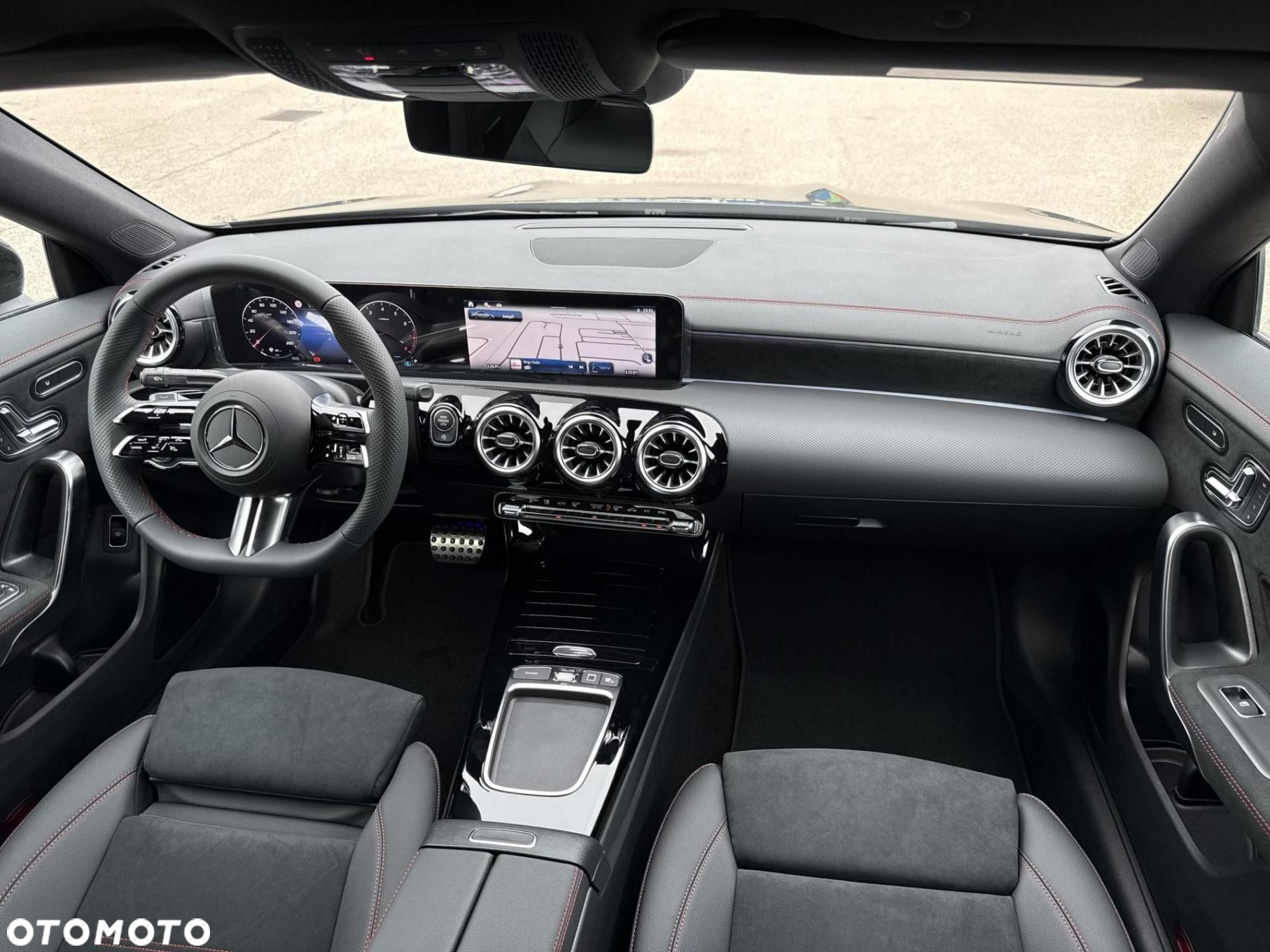 Mercedes-Benz CLA - 17