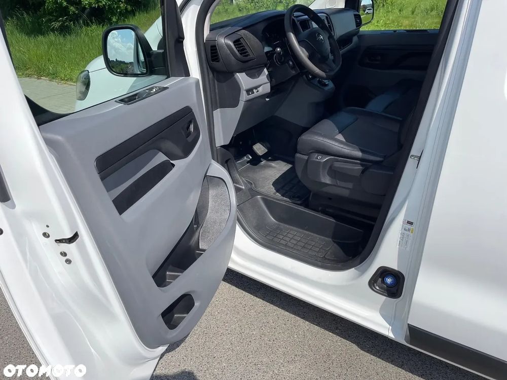 Opel Vivaro - 13