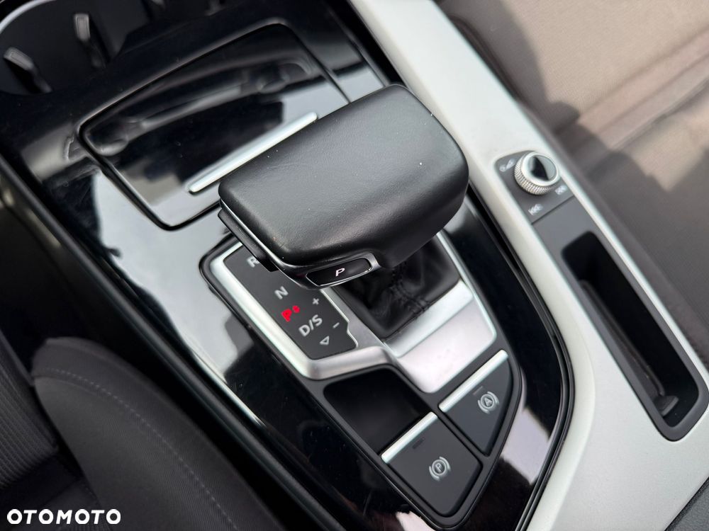Audi A4 Avant 35 TFSI mHEV S tronic - 35
