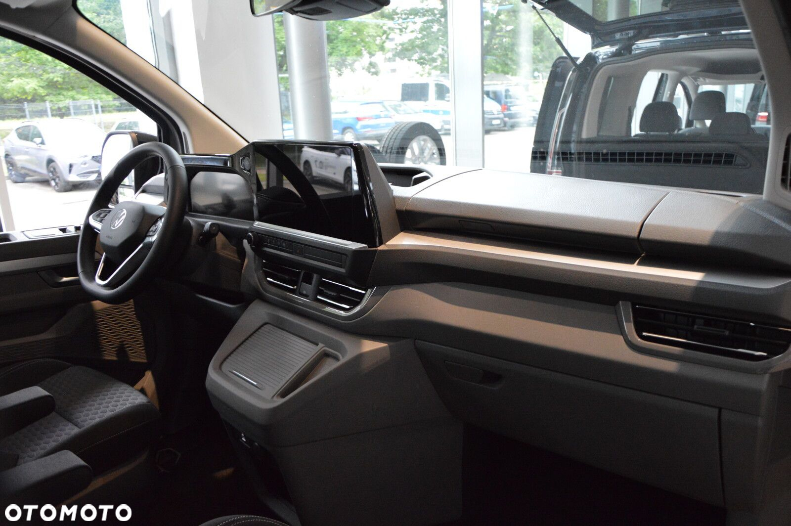 Volkswagen Caravelle Life - 22