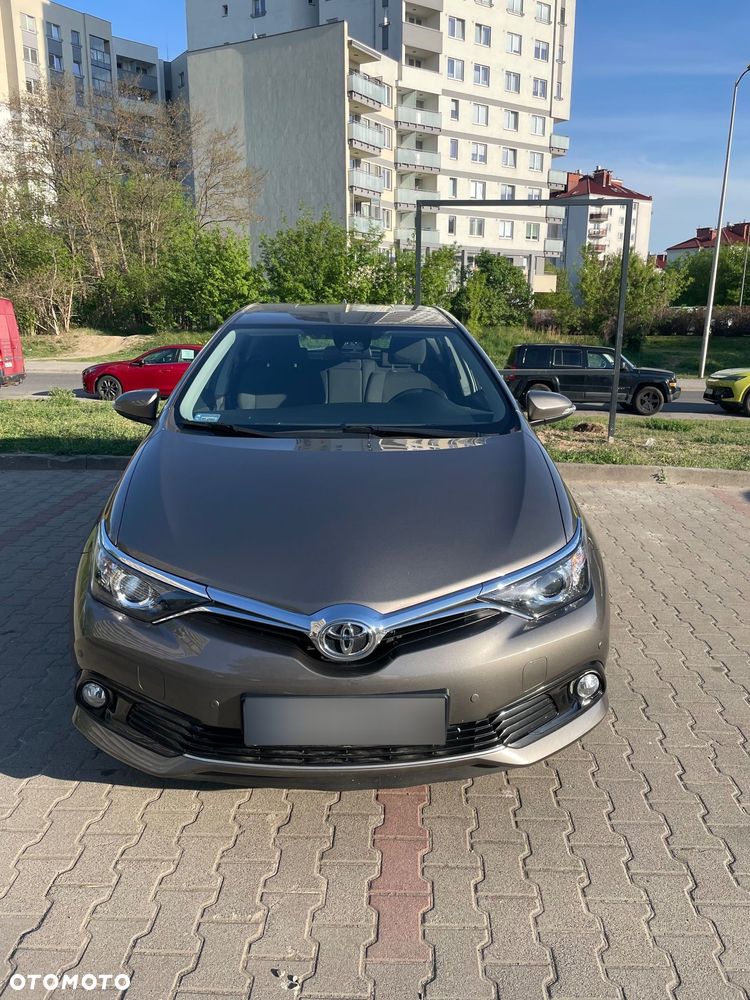 Toyota Auris - 1