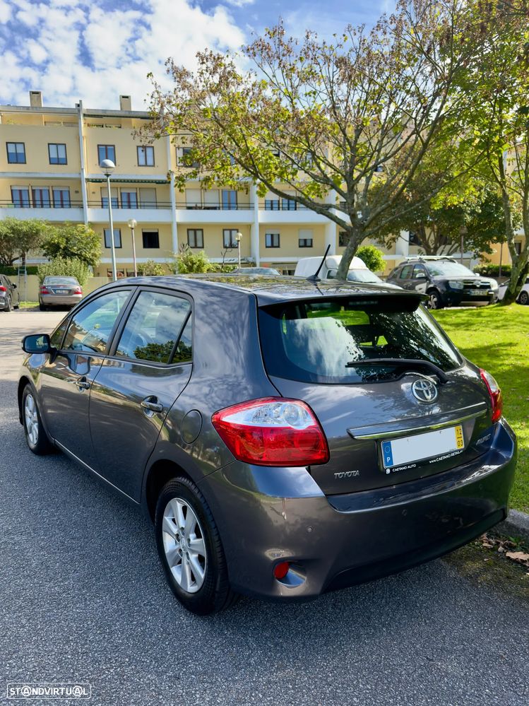 Toyota Auris 1.4 D-4D ACtive+VSC 110g - 3