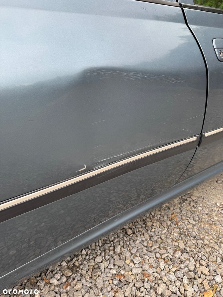 Peugeot 406 2.0 HDI STDT - 12