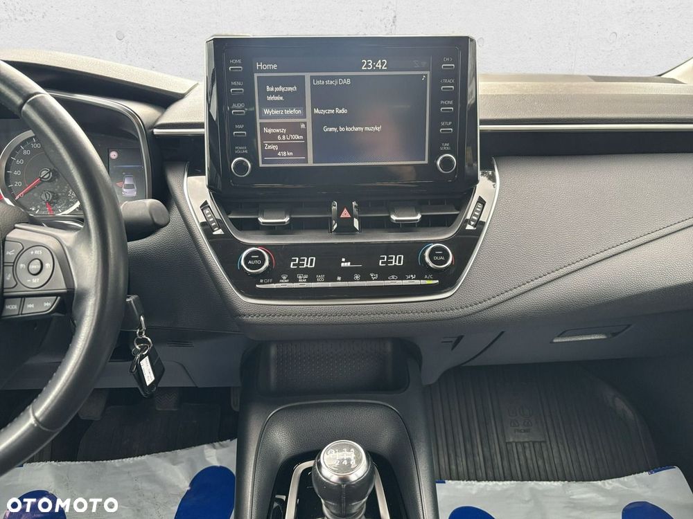 Toyota Corolla - 23