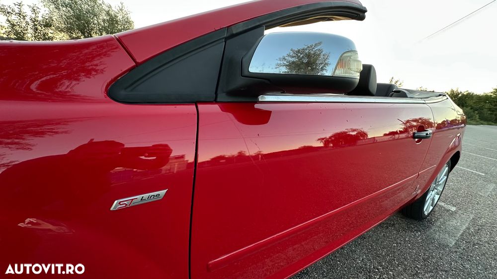 Ford Focus 2.0 16V Titanium - 23