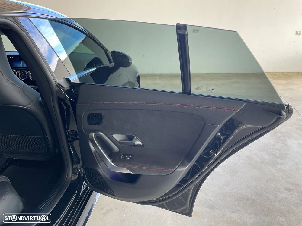 Mercedes-Benz CLA 250 e 8G-DCT Edition AMG Line - 19