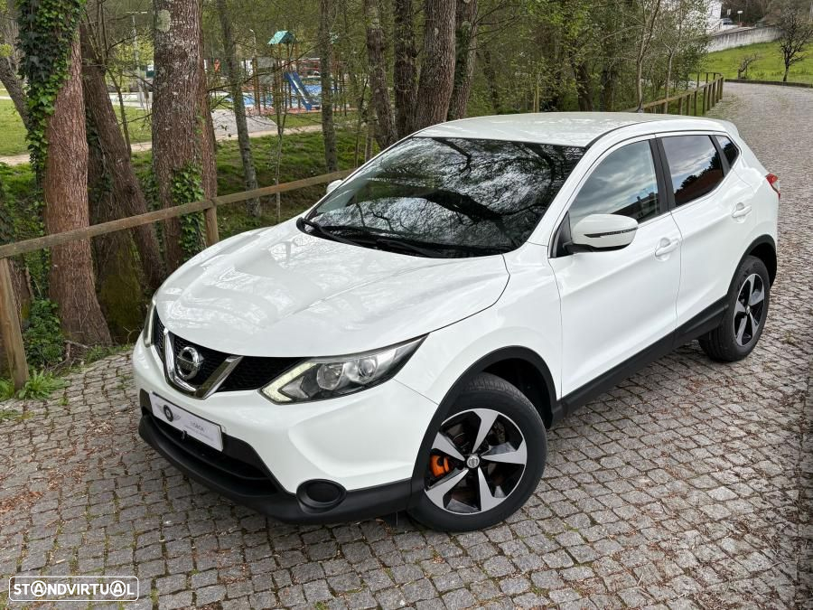 Nissan Qashqai 1.5 dCi Tekna Premium 17 - 2