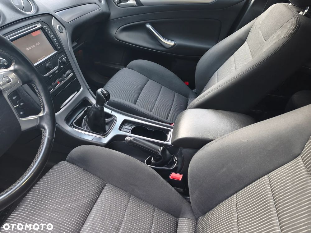Ford Mondeo 2.0 FF Platinium X Plus (Titanium) - 12