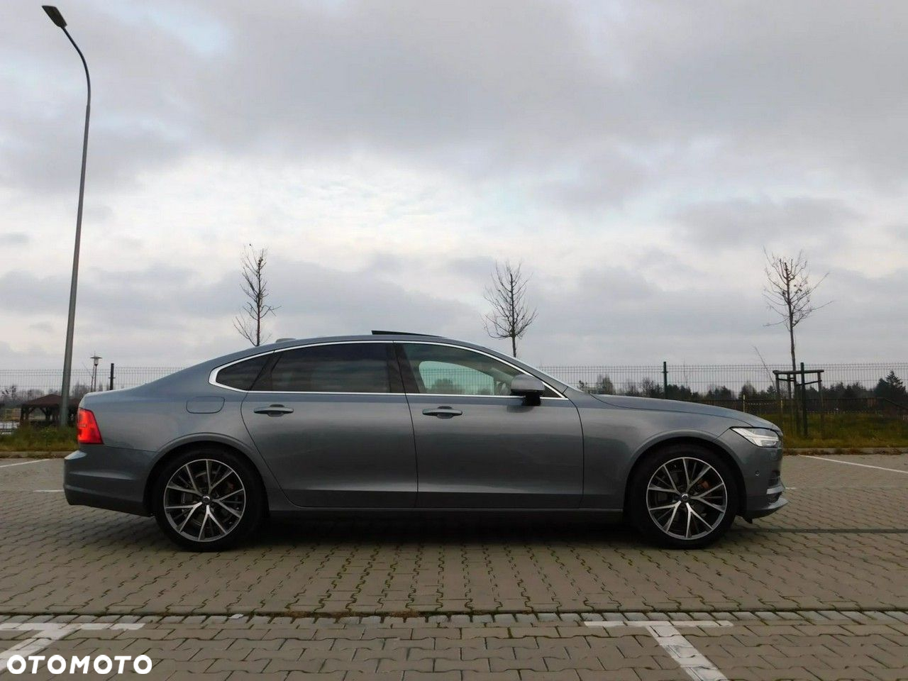 Volvo S90 - 3