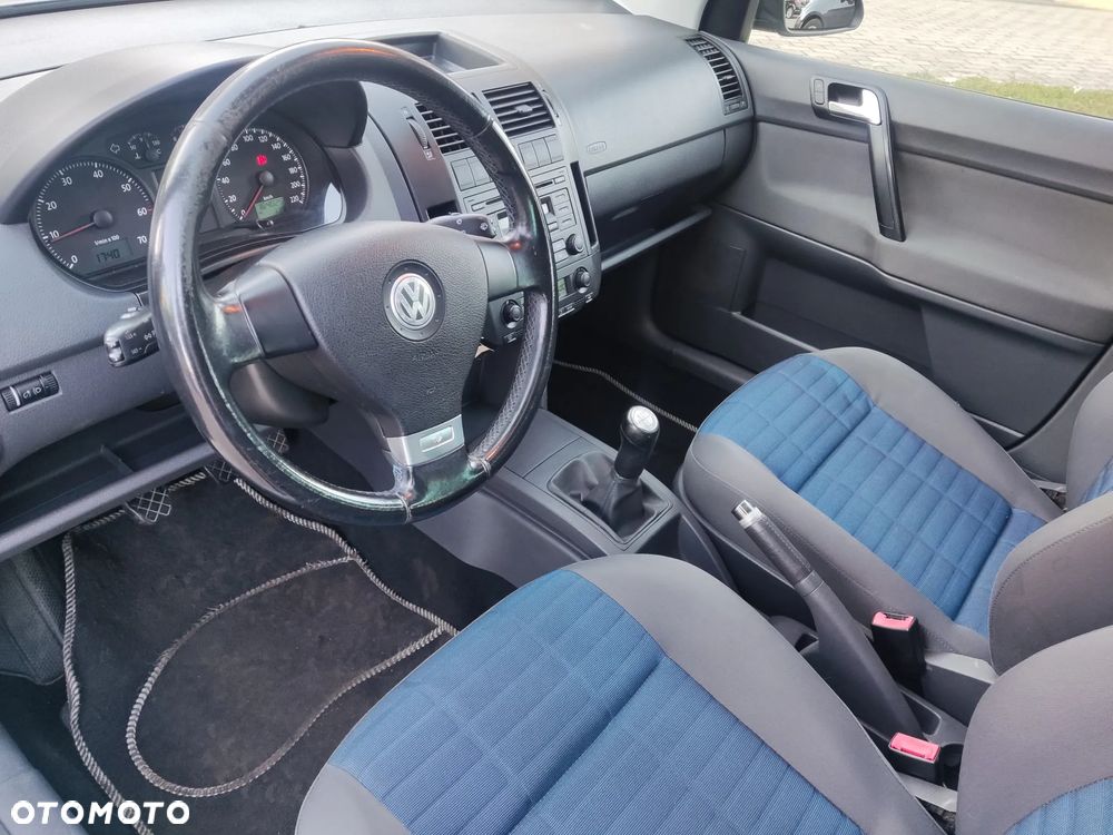 Volkswagen Polo 1.2 Tour - 12
