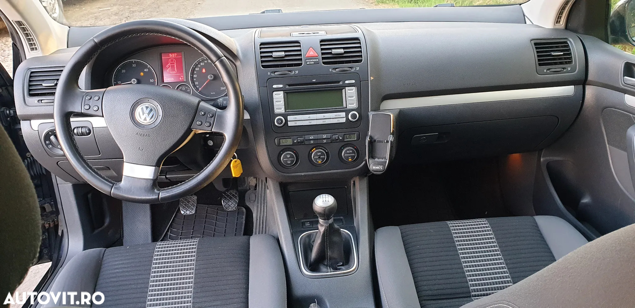 Volkswagen Golf 1.9 TDI DPF United BlueMotion - 5