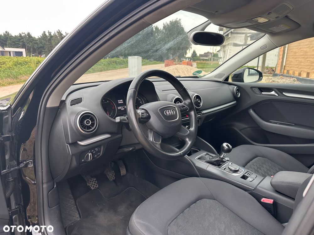 Audi A3 Sportback 1.4 TFSI Attraction - 15