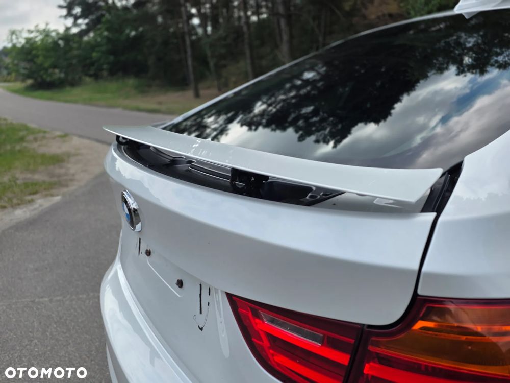 BMW Seria 3 318d DPF - 13