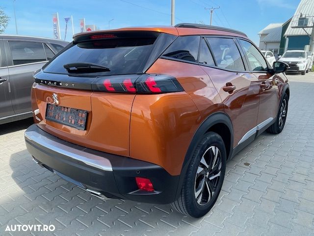 Peugeot 2008 1.2 L PureTech STT EAT8 Allure - 10
