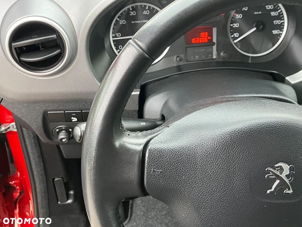 Peugeot Partner BlueHDi 120 Stop&Start Active - 23