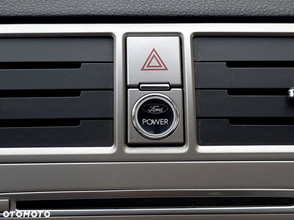 Ford Kuga 2.0 TDCi Individual - 19