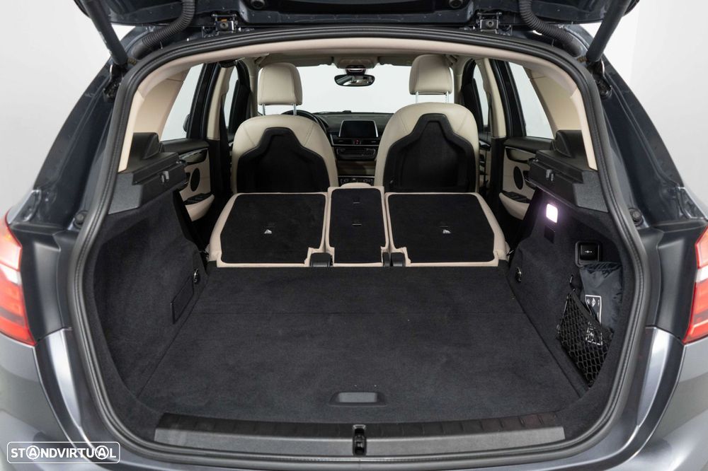 BMW 225xe Active Tourer Line Luxury - 30