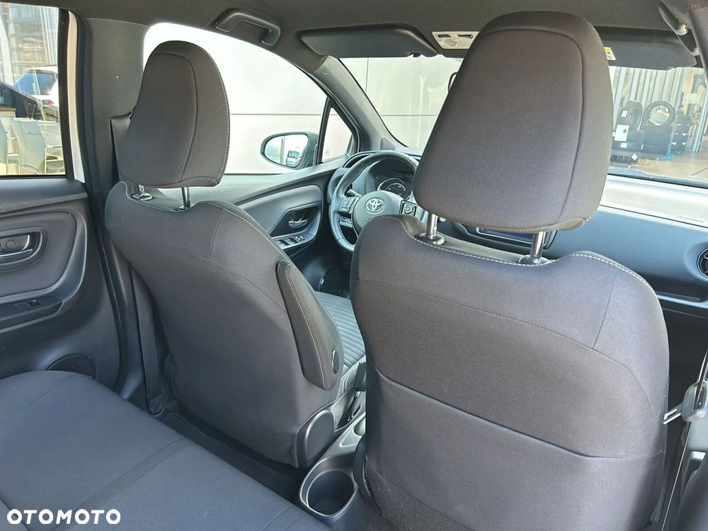 Toyota Yaris - 9
