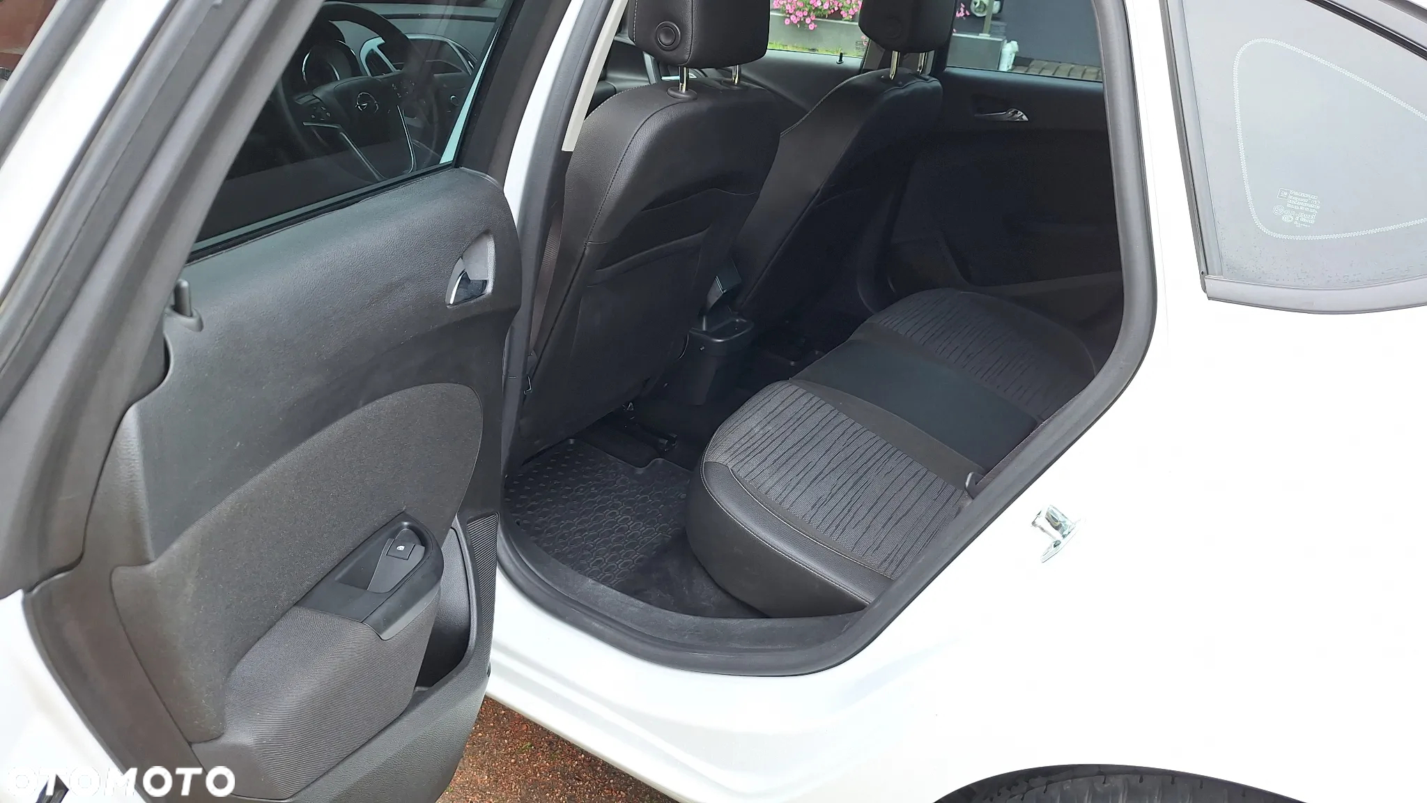 Opel Astra IV 1.6 Active EU6 - 8