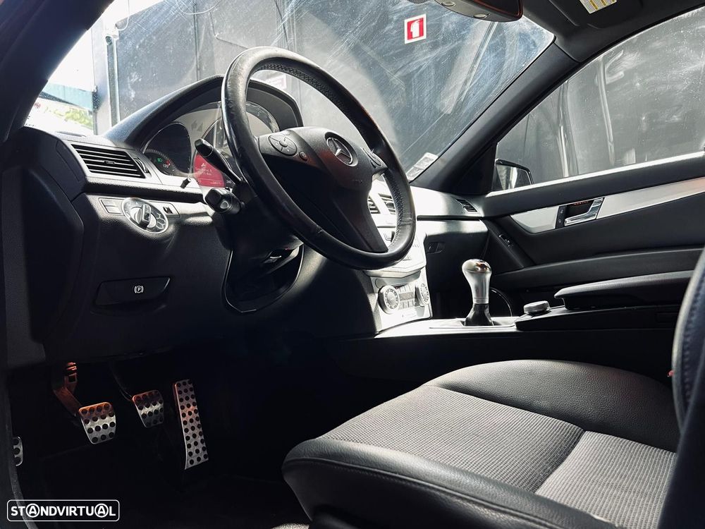 Mercedes-Benz C 250 CDi Avantgarde BlueEfficiency - 15