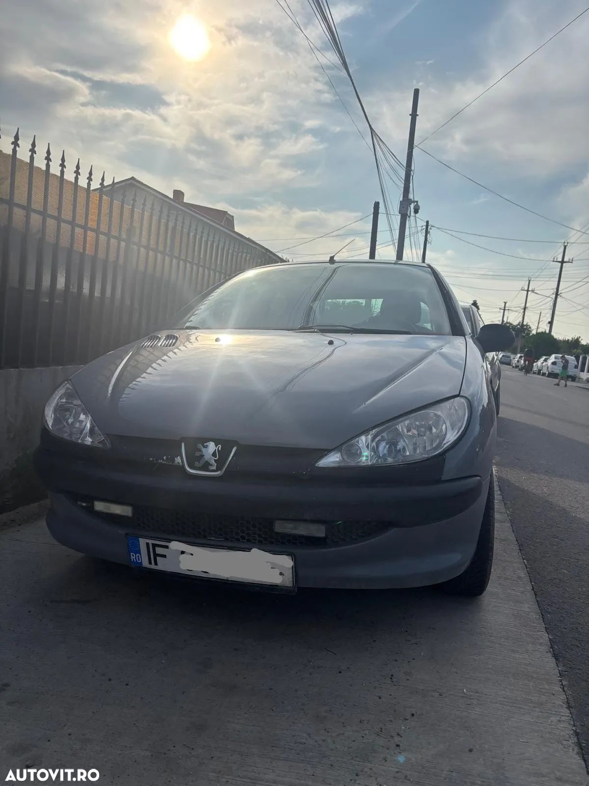 Peugeot 206 1.1 XR - 1