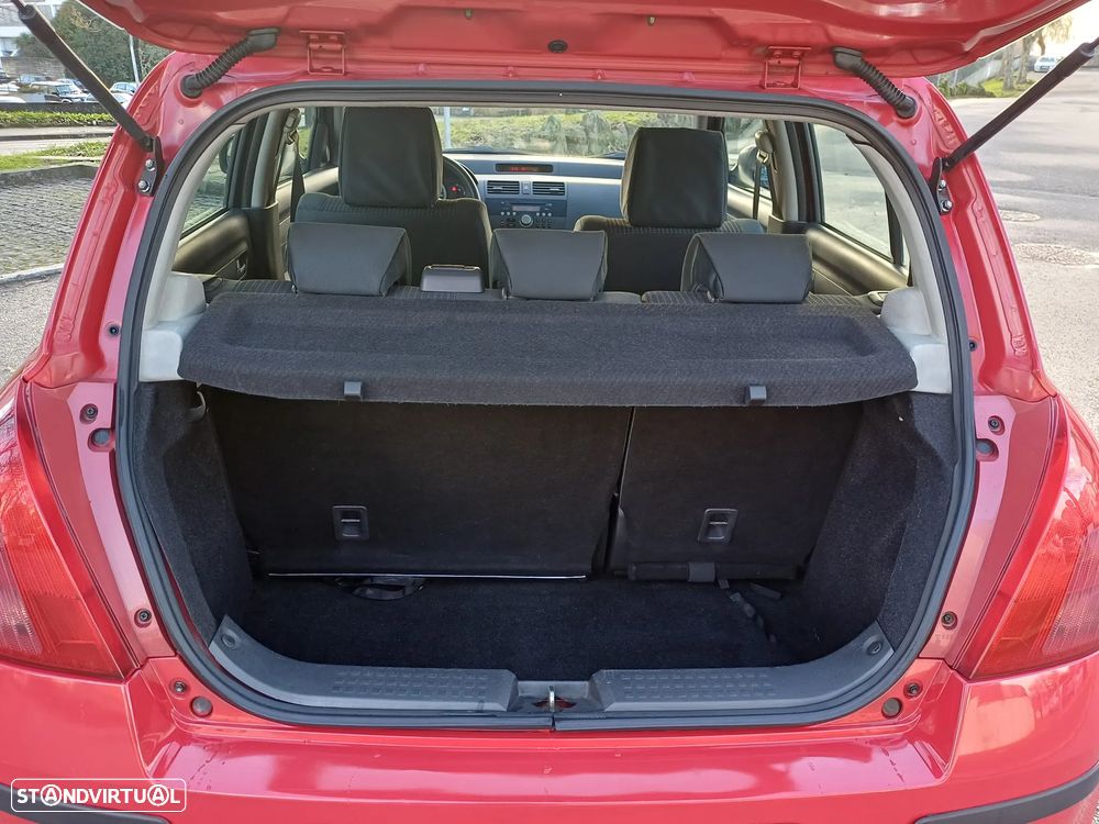 Suzuki Swift 1.3 DDiS GL - 8