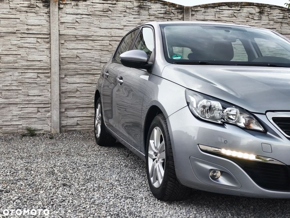 Peugeot 308 BlueHDi 120 EAT6 Stop & Start Allure - 20